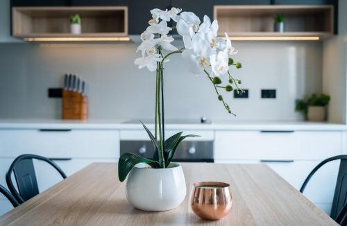 Youngtown Apartment | Youngtown Executive Apartments - 2BR included, Free Parking & Wifi, Sofa Bed & Cot fee applies