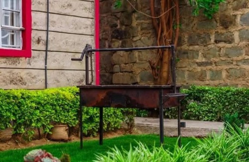 Naivasha House | “Your dream home in Naivasha awaits! This 5-bedroom beauty offers luxury, space