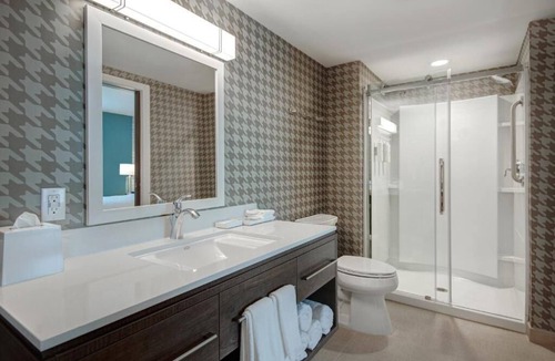 Garden Grove Hotel | Your Home Away From Home! Free Breakfast, Pet-friendly Property!