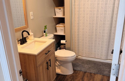 Franklin Apartment | Your Home Away from Home!