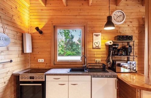 Hohnstein Apartment | Your Idyllic Retreat in Nature – 'Ferienhaus Sonne' with Private Terrace, Garden & Wi-Fi