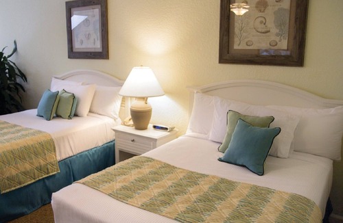 Surfside Beach Resort | Your loved ones will LOVE you for this!