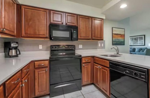 West Kissimmee Hotel | Your Next Favorite Escape Starts Right Here! 2 Units with Kitchen, Outdoor Pool!