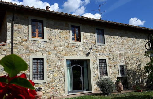 Barberino Val d'Elsa Villa | Your panoramic house in Tuscany between vineyards and olive groves.