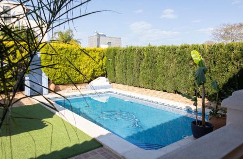 Moncofar Villa | Your Paradise with Pool - 2 min from Beach