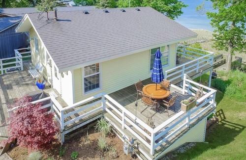 Port Sheldon Cottage | Your private beach! RARE 6Nights available Jun27-Jul3, 20% discount promo!