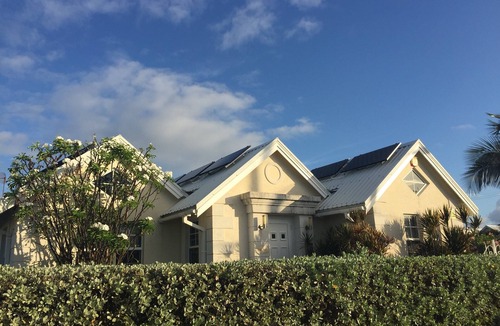 Apple Hall Villa | Your private oasis, just a short stroll from beautiful Bottom Bay beach