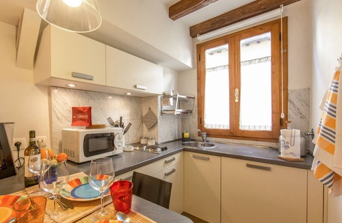 San Frediano Apartment | Your quiet and romantic apartment In the magic of the historic center.