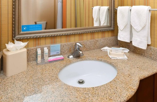 Westside Hotel | Your Relaxing Getaway Awaits! 3 Units, Indoor Pool, Pets Are Welcome!