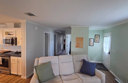 Stuart House | Your Stuart Oasis