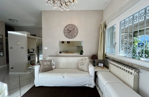 Colombare Apartment | Your Studio in Sirmione