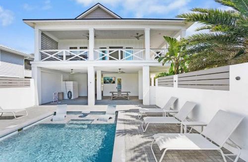 St. Augustine House | Your Summer Haven Near Beach Heated Pool BBQ