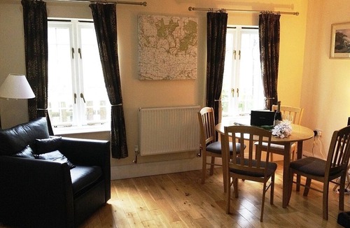 Pickering Cottage | Your unique front-row view of North Yorkshire Moors steam trains. Coast 20 Mins