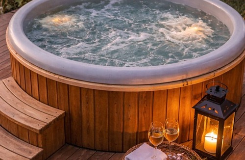 La Bastide Cabin | Yourte Méloa- Jacuzzi.unusual & natural stay in the heart of the verdon, haut var.