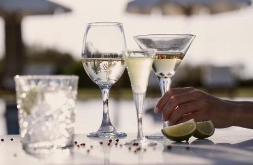 Parasporos Hotel | Yria Island Boutique Hotel & Spa