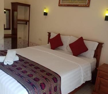 Mushroom Bay House | Yudhist Guest House