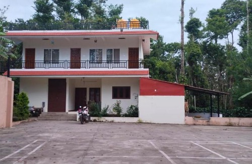 Virarajendrapet House | Yugaestatestay
