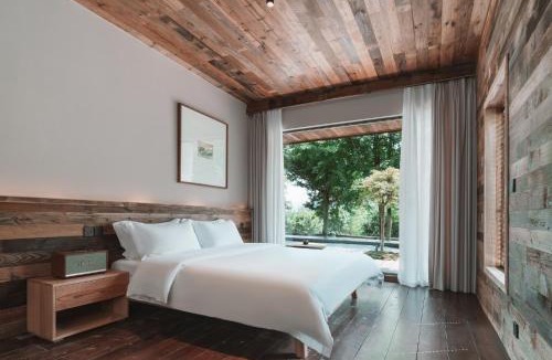 Emeishan Hotel | YunXi ChanYi Forest Soup Spring Resort Hotel ,Provides pick-up service and tea leaves,Drink Chinese wild tea leaves