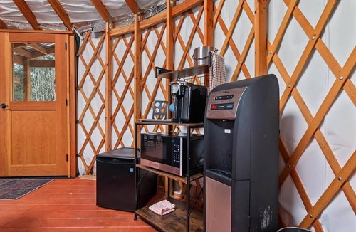 Idaho City RV Rental | Yurt 1 - The Prospector