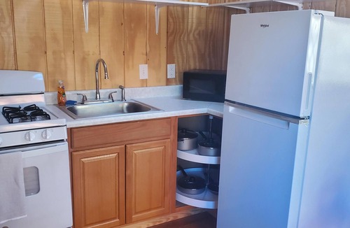 Vacaville Cottage | Yurt - Beautiful One-Bedroom Yurt