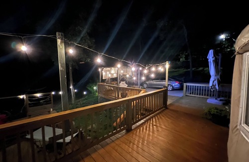Garfield Apartment | YurtStayNWA