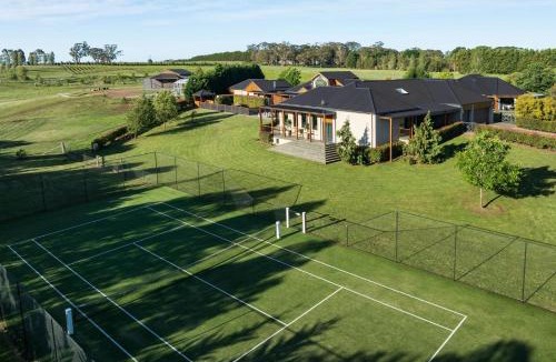 Exeter House | Yuruga, Exeter