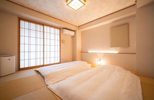 Dotonbori Apartment | Yushu Futaba