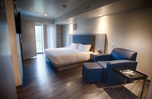St. Robert Hotel | Z Loft Extended Stay Hotel