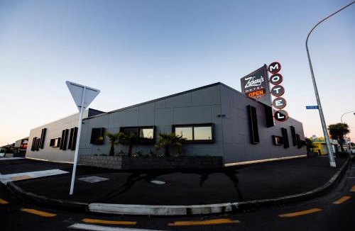 Levin Hotel | Zachary's Motel