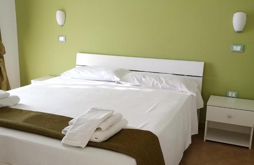 Castro Marina Bed & Breakfast | Zahir da Cleo