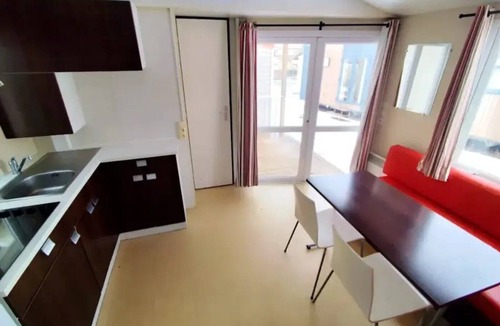 Sauxillanges House | ZEcamping 3 étoiles piscine fitness locatif 27m2 5 pers