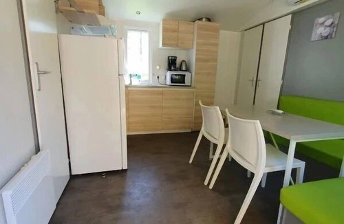 Le Change House | ZEcamping 3 étoiles piscine chauffée dog friendly locatif BBQ clim