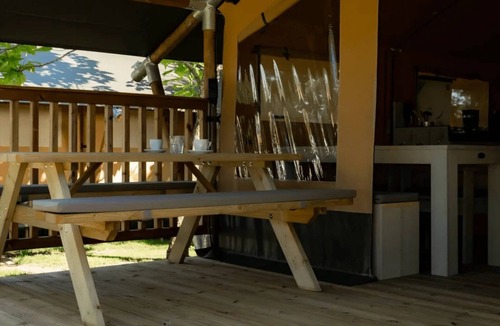 Plantades House | ZEcamping 3* animaux acceptés locatif 36m2 4 pers