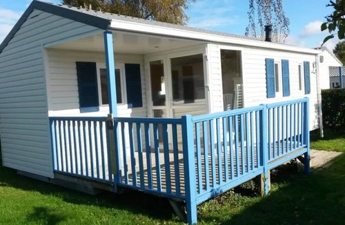 La Souterraine House | ZEcamping 3* pataugeoire animations locatif BBQ 36m2 6 pers
