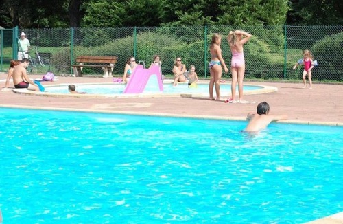 Sauxillanges House | ZEcamping 3* piscine fitness tente 25m2 5 pers