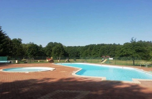 Sauxillanges House | ZEcamping 3* piscine fitness tente 25m2 5 pers