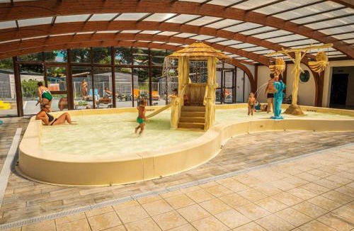 Saint-Georges-d'Oleron Other | ZEcamping animé dog friendly familial piscine couverte