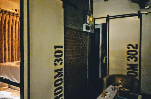 Wat Sam Phraya Hostel | Zeds Hostel Bangkok