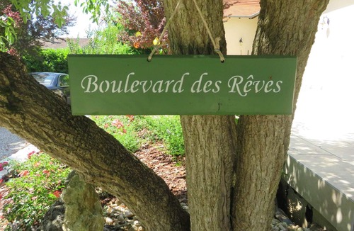 Saint-Front-de-Pradoux House | Zen break at Charmes de l'Isle
