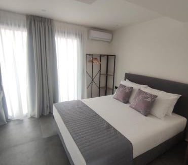 Ioannina Town Centre Apartment | Zen Private Studio