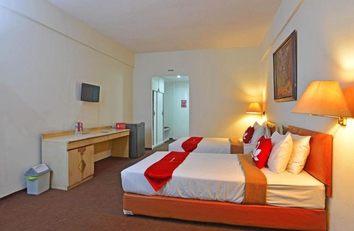Jakarta Hotel | ZEN Rooms Basic Kebayoran