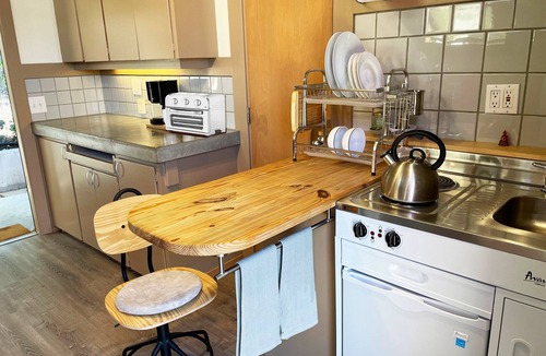 Alta Mesa Apartment | Zen Studio in paradise. Indoor-outdoor serenity.