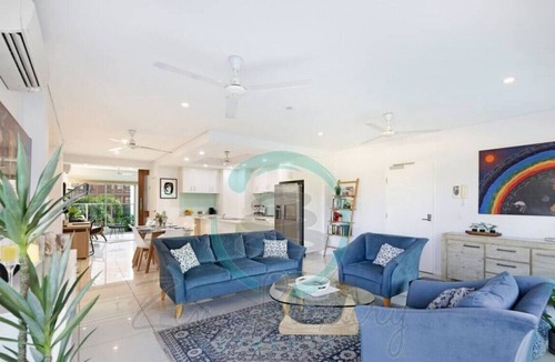 Darwin City Centre Condo | ZEN TOWERS - 3BR Cozy Executive Apt
