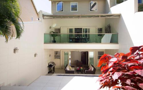 Lascelles Apartment | ZenBreak Hillside Loft #5