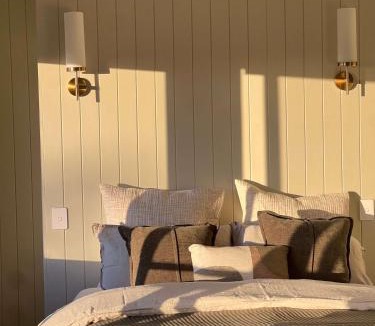 Montacute House | Zenith Tiny Home