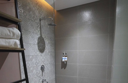 Coron Hotel | Zenvea Hotel Coron