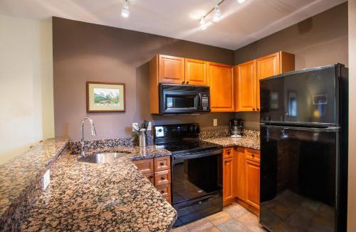 Winter Park Apartment | Zephyr Mountain Lodge, Condo - 2 bedroom Continental Divide Views Select Rated Condo 2608