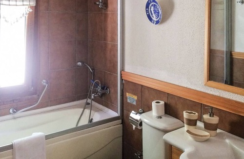 Marmaris Villa | Zeytin Evi - Three Bedroom Villa, Sleeps 6