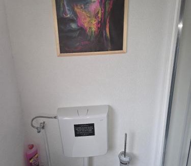 Heidelberg-Kirchheim House | Zimmer mit eigenem Bad in Heidelberg