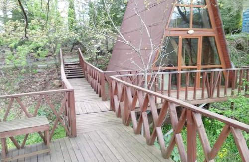 Basiskele Ski Chalet | Zirve Dağ Evi